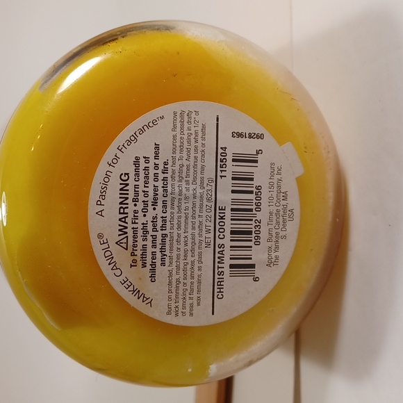 Yankee Candle,  Christmas Cookie Jar Candle - Picture 4 of 4